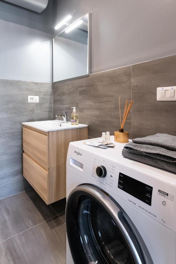 Pezzotti House 2 Apartment Милано Екстериор снимка